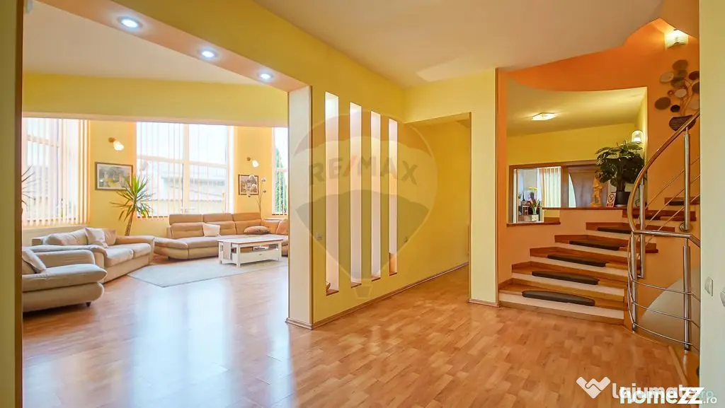 VILA SANNE – 10 camere, teren 1300 mp, Hălchiu
