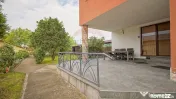 VILA SANNE – 10 camere, teren 1300 mp, Hălchiu 
