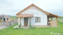 Casa de vacanta + Teren intravilan Acris | Vama Buzaului ...
