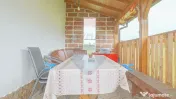 Casa de vacanta + Teren intravilan Acris | Vama Buzaului ... 