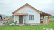 Casa de vacanta + Teren intravilan Acris | Vama Buzaului ... 