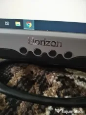 Monitor lcd Horizon de 19 inchi 