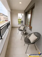 Apartament cu 3 camere, decomandat, regim vila, terasa, 2bai