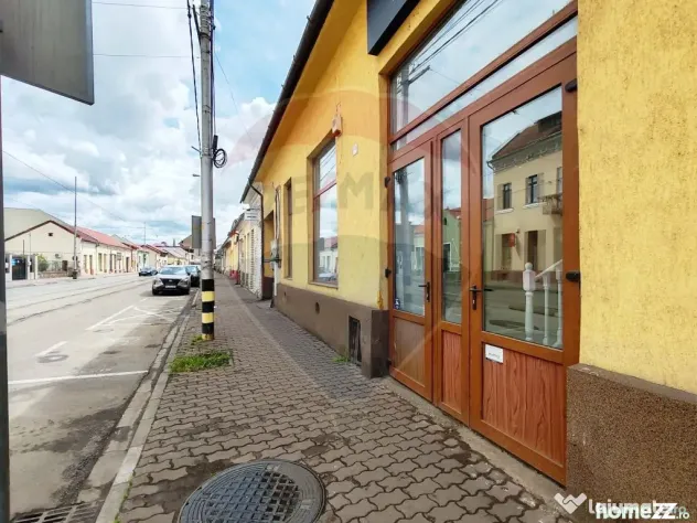 Spațiu comercial 70mp de închiriat în zona Ultracentral
