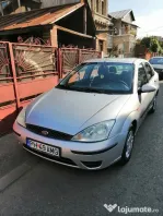 Ford focus benzina 1,6 Sedan