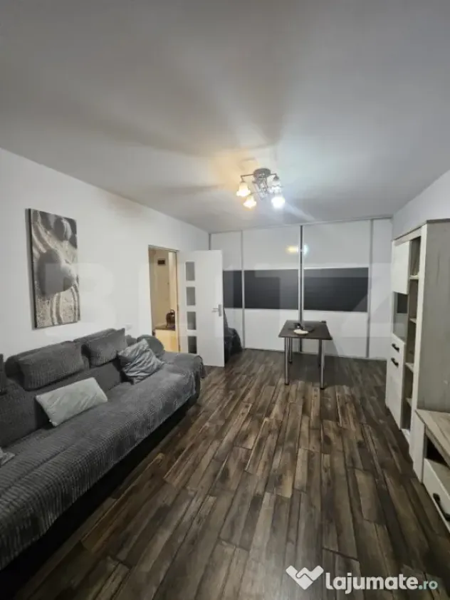 Apartament decomandat 2 camere mobilat si utilat, parcare, z