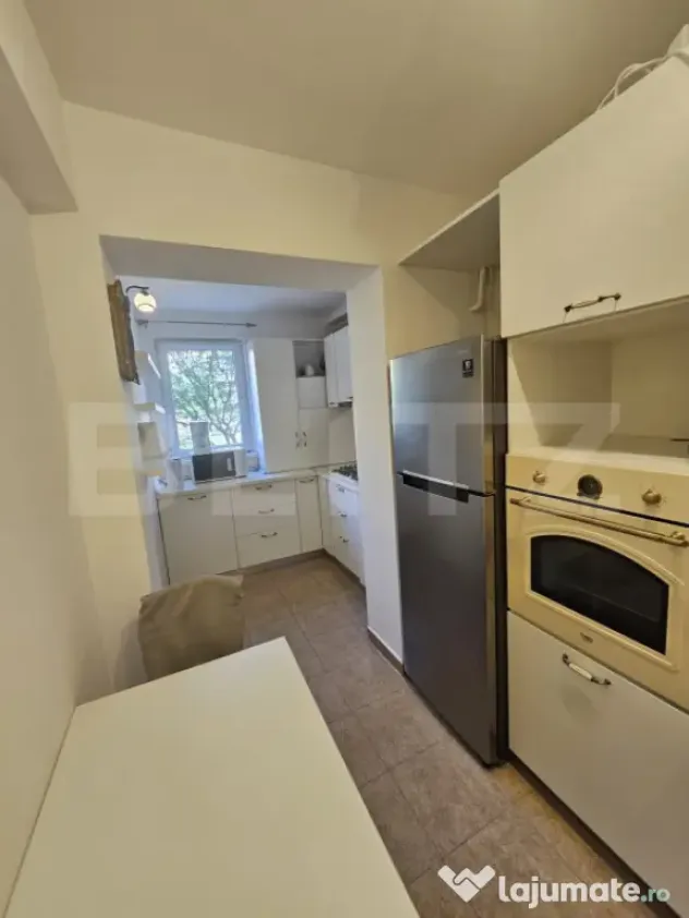 Apartament decomandat 2 camere mobilat si utilat, parcare, z
