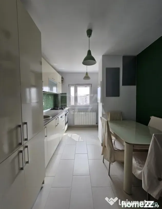 3 camere, et 8/10, 73mp, bloc 1979-Drumul Taberei