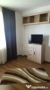 Apartament 2 camere semidecomandat zona Catanelor 
