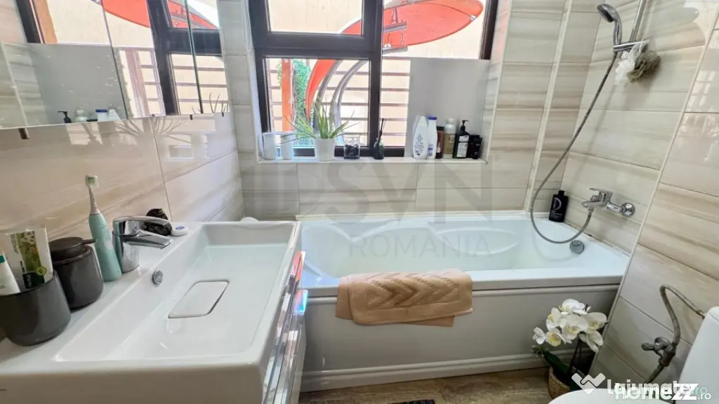 APARTAMENT SUPERB 3 CAMERE 120 MP I BANEASA