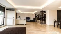 Penthouse 5 camere North Area Lake View