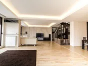 Penthouse 5 camere North Area Lake View 