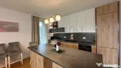 4 camere cu gradina The IVY Residential 