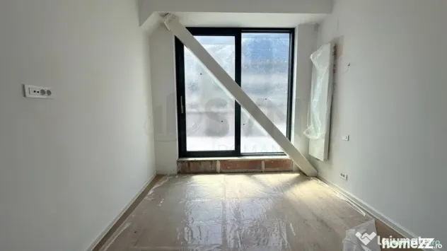 4 camere cu terasa de 200 mp Aviatiei Imobil Nou