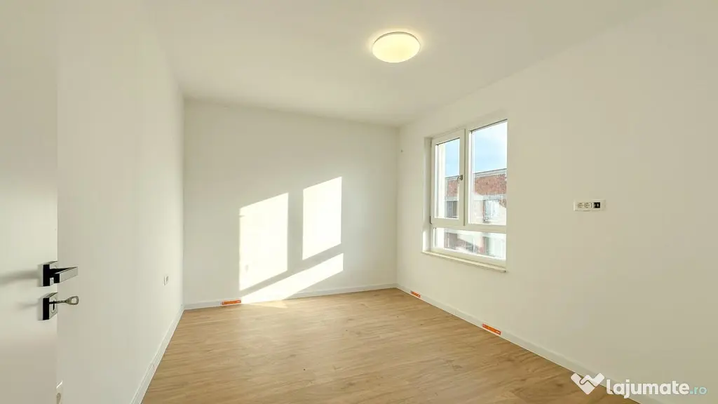 Casă cu 4 camere, TOATE utilitățile, Mamina-Vidra, COM...