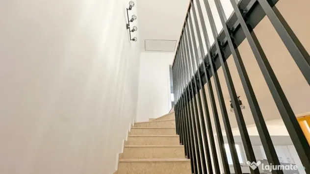 Casă cu 4 camere, TOATE utilitățile, Mamina-Vidra, COM...