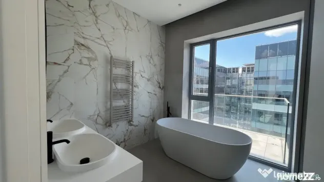 Penthouse Aviatiei Superb