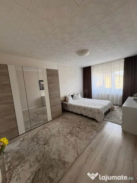 Apartament 2 camere decomandat, 57 mp utili, mobilat și uti