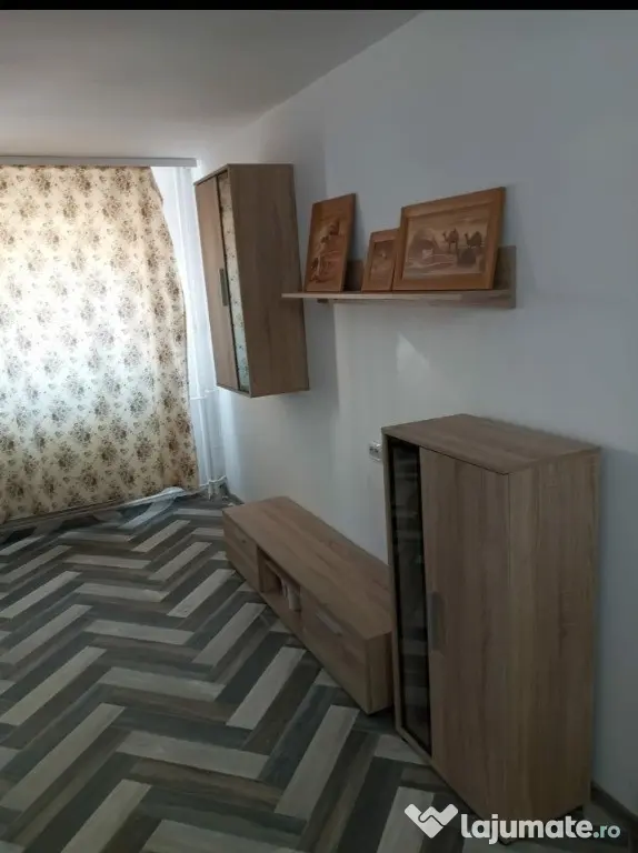 Garsoniera Confort Sporit Etajul 1 Zona Burdujeni