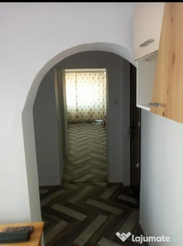 Garsoniera Confort Sporit Etajul 1 Zona Burdujeni