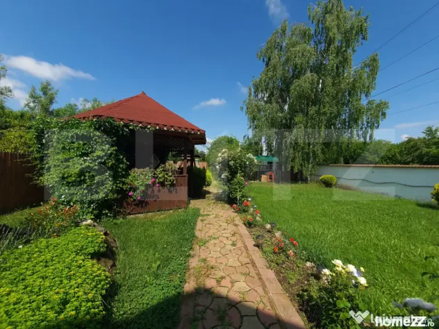 Vilă cu 5 camere, 280 mp, livadă pe rod, zona Valea Voievo