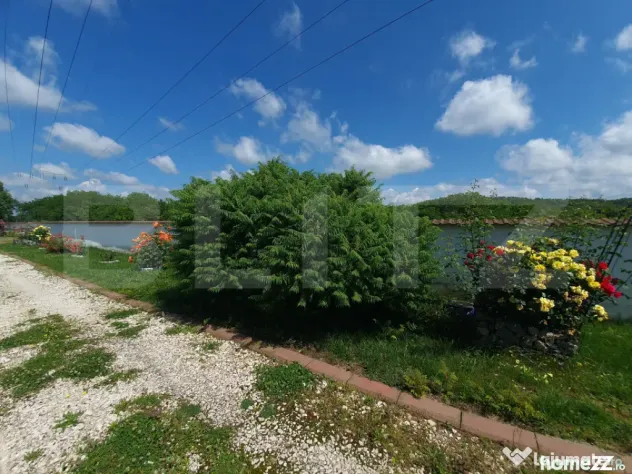 Vilă cu 5 camere, 280 mp, livadă pe rod, zona Valea Voievo