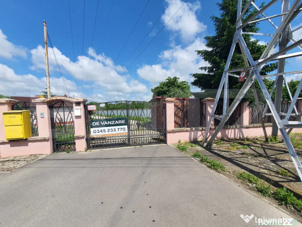 Vilă cu 5 camere, 280 mp, livadă pe rod, zona Valea Voievo