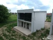 Vila in complex rezidential - pozitionare excelenta langa...