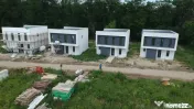 Vila in complex rezidential - pozitionare excelenta langa...
