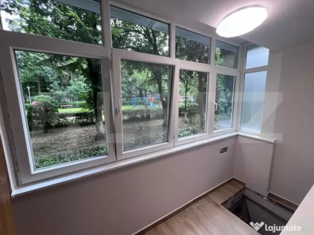 Apartament 3 camere decomandat - Garaj inclus - Incalzire in