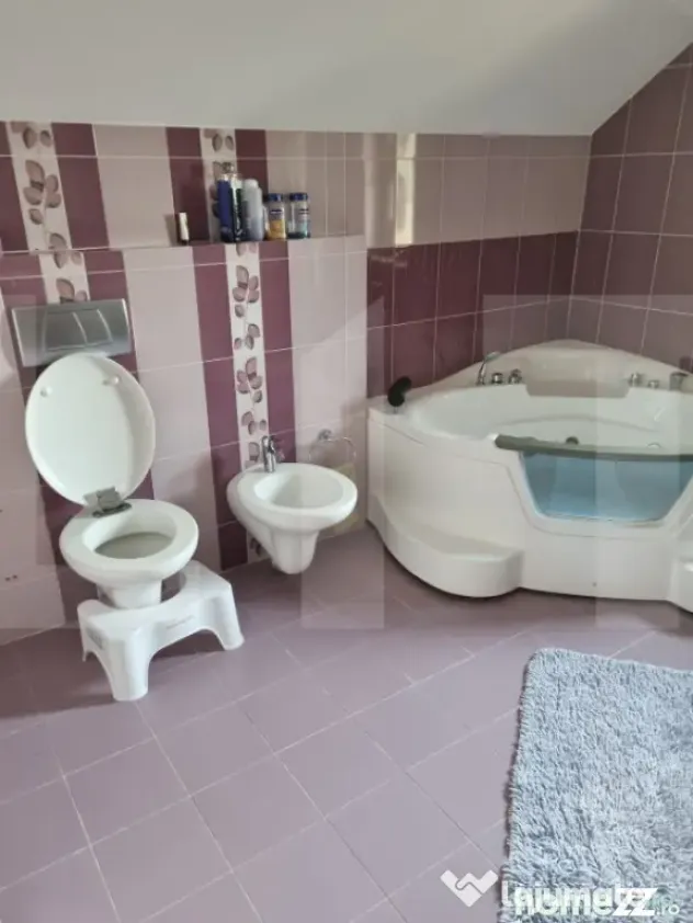 Casă individuală S+P+ET1+M 400 mp, teren 700 mp, Zona BUCO - Botosani (Botosani)
