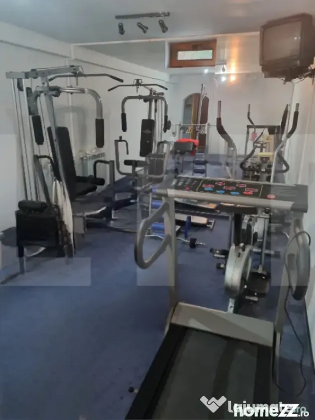 Casă individuală S+P+ET1+M 400 mp, teren 700 mp, Zona BUCO - Botosani (Botosani)