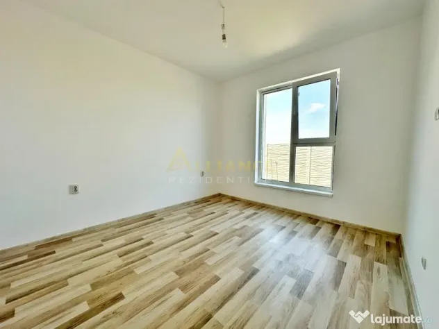 Casa individuala - 3 camere - 2 bai-310 mp teren