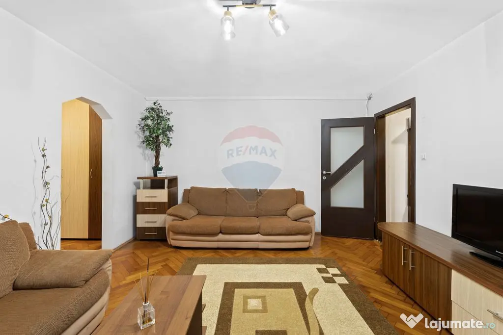 Apartament cu 2 camere de închiriat - Podgoria