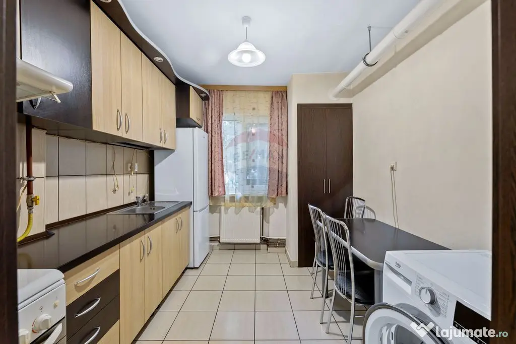 Apartament cu 2 camere de închiriat - Podgoria