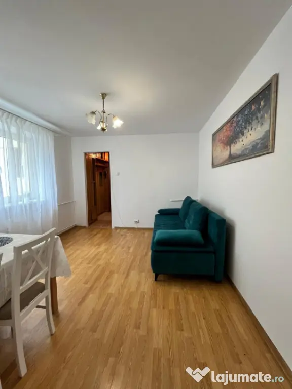 Apartament 2 camere, zona centrala, etaj 2, Radauti