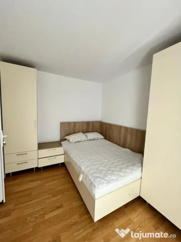Apartament 2 camere, zona centrala, etaj 2, Radauti