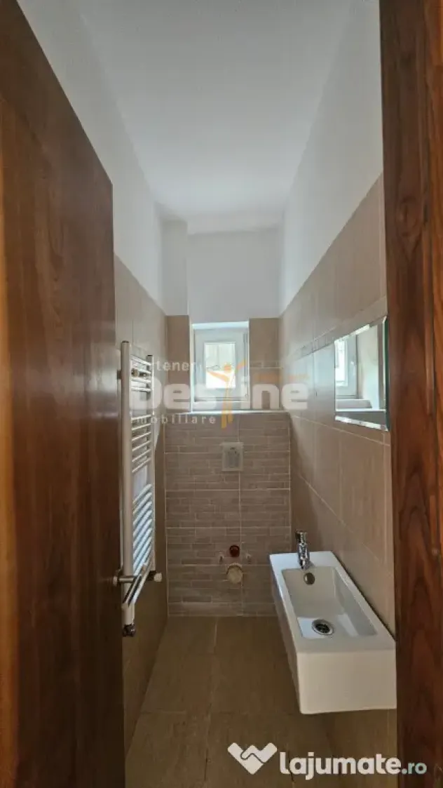 Spațiu de birouri într-o vilă istorică | 160 mp | Piața