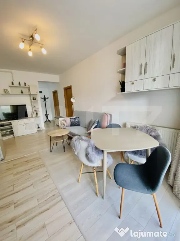 Apartament 2 camere, modern, zona Centrala