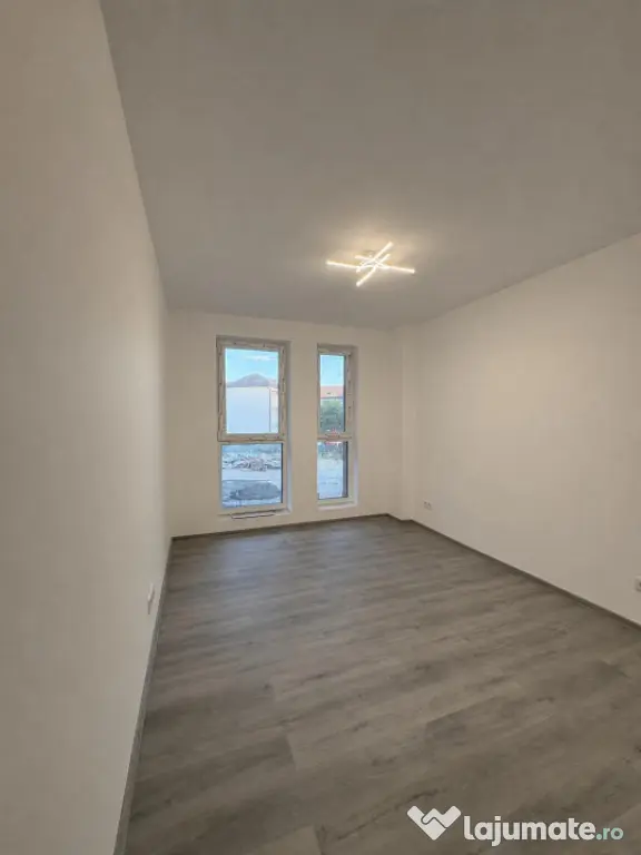 Apartament 3 Camere Decomandat – Strada Ștefan cel Mare |