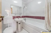 FILM!Apartament 3 camere,2 bai, decomandat,accesorizat,parca 