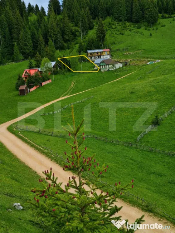 Teren de vanzare in Fundatica - Privelniste superba catre na