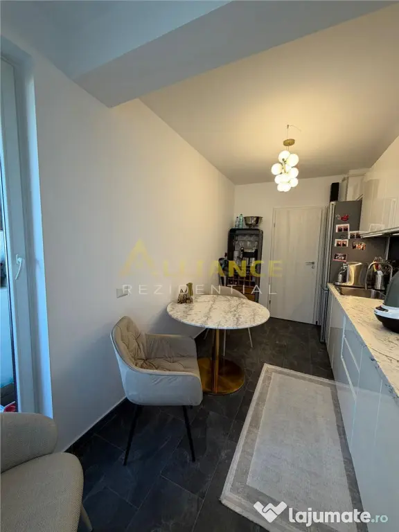 Apartament 3 camere Mobilat si Utilat Parcare Metrou Dimit