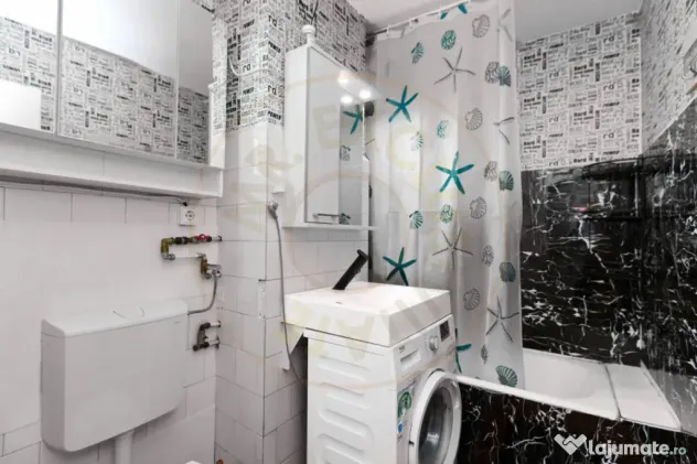 APARTAMENT 3 CAMERE -DECOMANDAT + LOC DE PARCARE - PITEȘTI