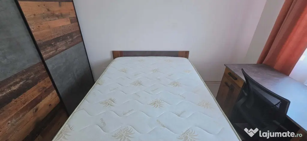 Apartament 3 camere de închiriat/Parcare inclusă, str. Oneștilor