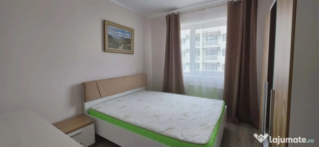 Apartament 3 camere de închiriat/Parcare inclusă, str. Oneștilor