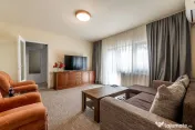 Apartament renovat cu 2 camere Micalaca etaj 3 Comision 0 