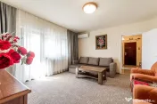 Apartament renovat cu 2 camere Micalaca etaj 3 Comision 0 