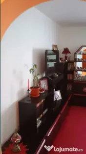 Apartament 3 camere, decomandat - zona Gemenii