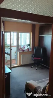 Apartament 3 camere, decomandat - zona Gemenii